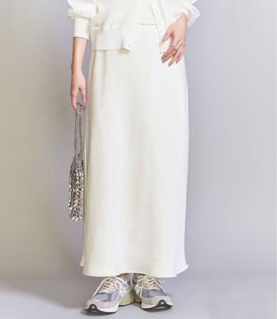 ほぼ新品＊BEAUTY&YOUTH UNITED ARROWSフレアスカート白D