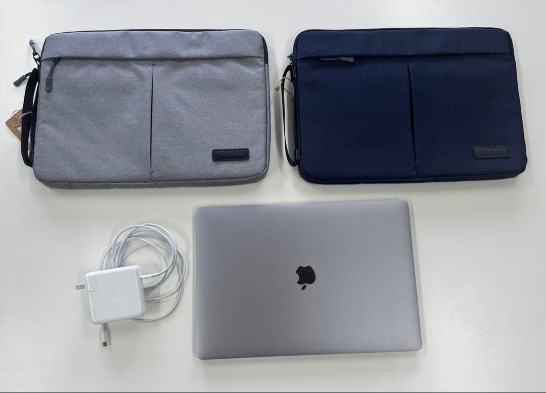 ＜美品＞Apple MacBook Pro スペースグレー 15インチ