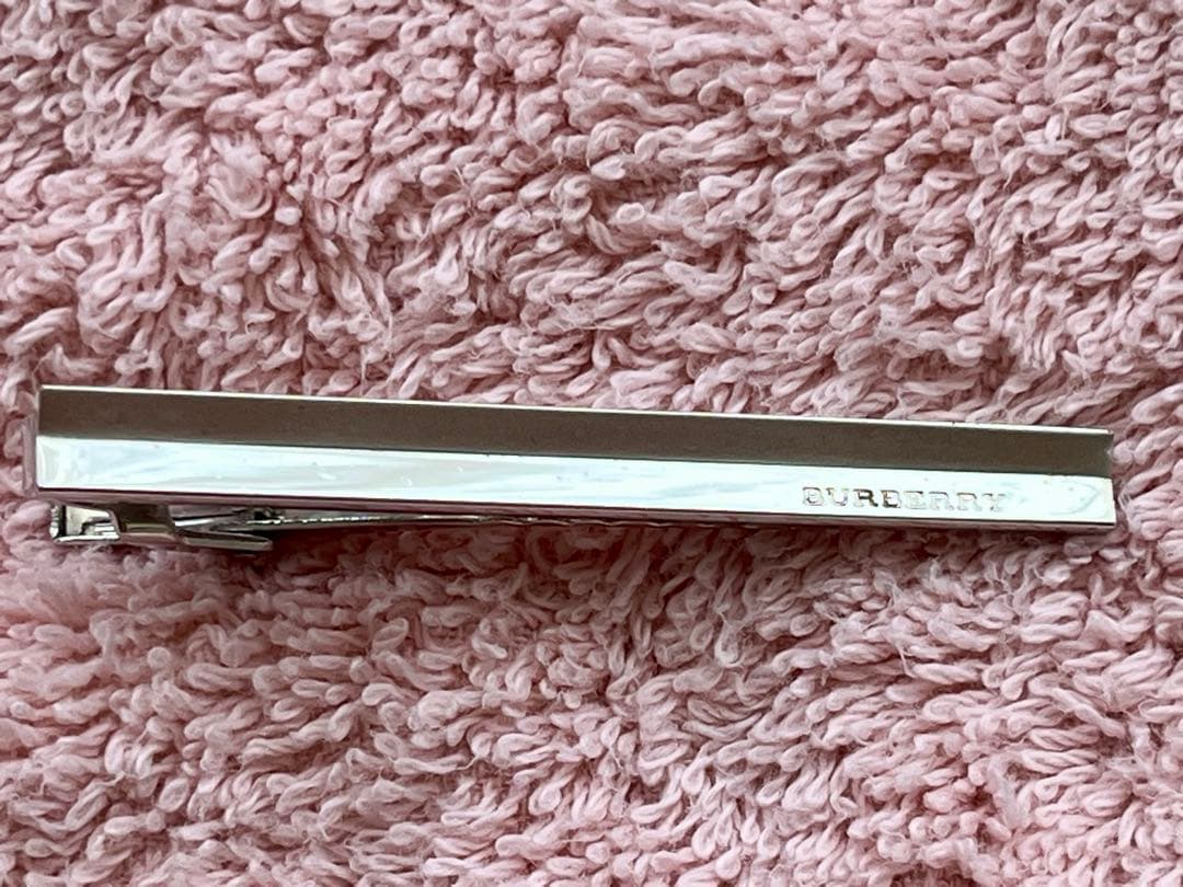 BURBERRY カフス＆ネクタイピン セット シルバー 高級アクセ