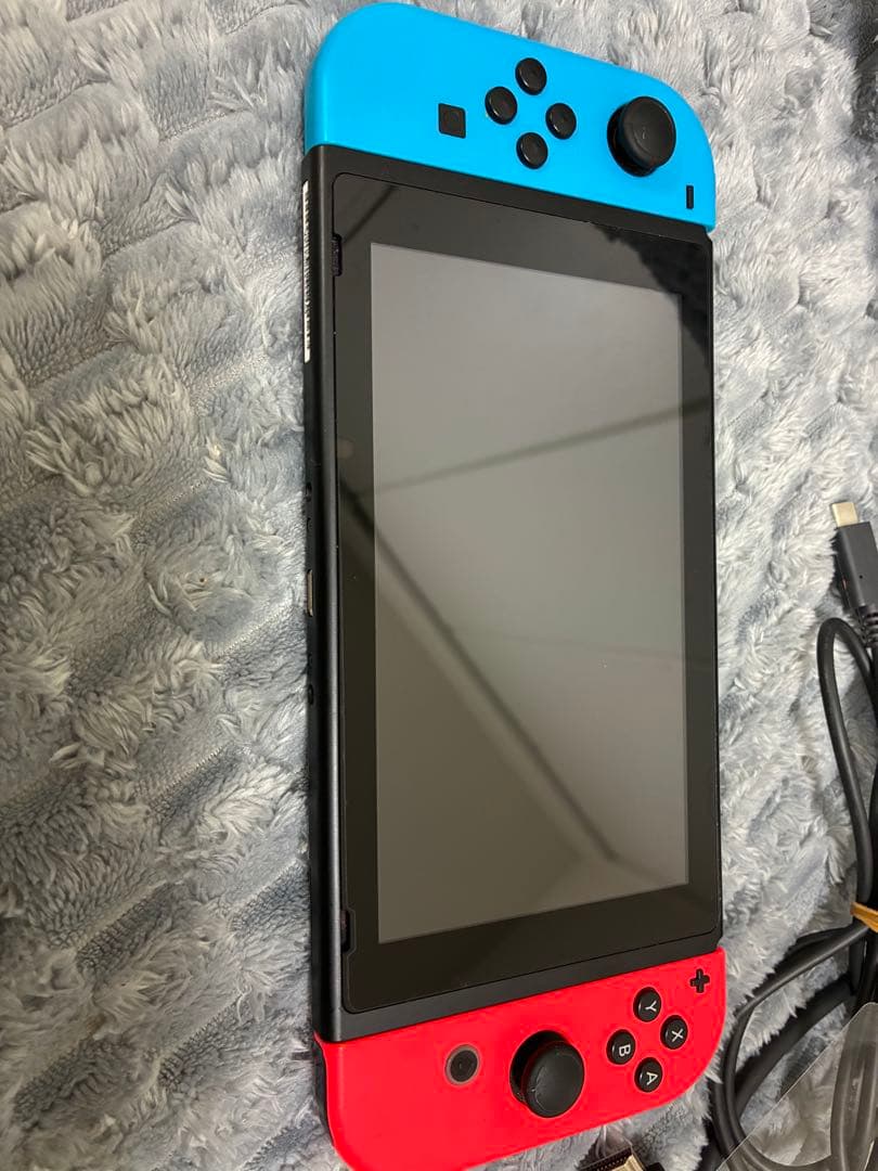 Nintendo Switch 本体 赤/青 充電器付き