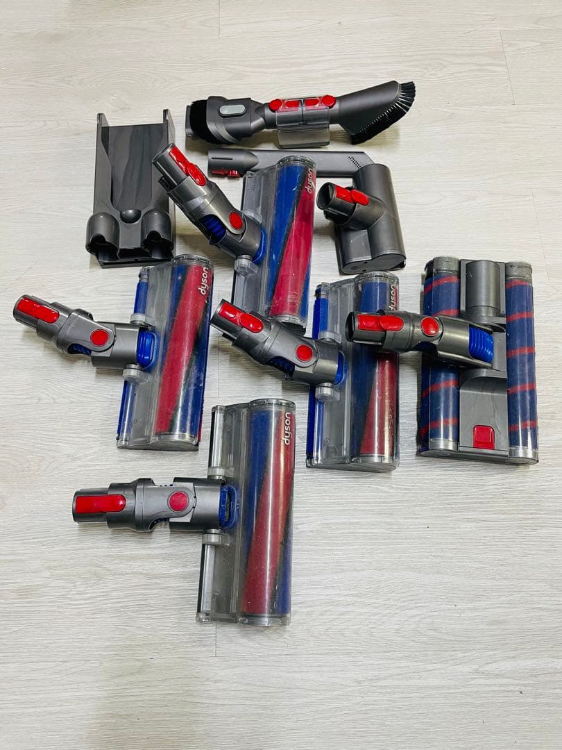 Dyson 掃除機用ローラー まとめ売り.