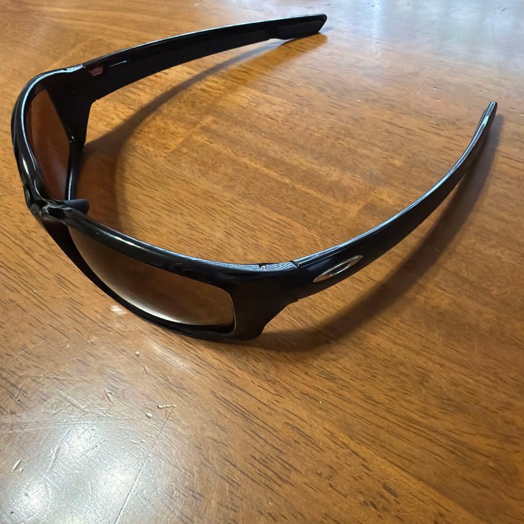 キ*シ様 Oakley サングラス ブラック　保存袋付き