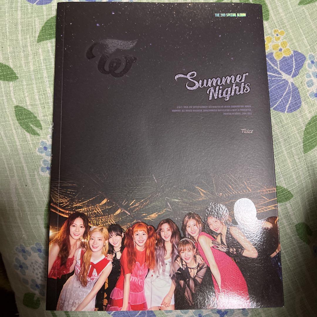 TWICEのアルバムやCDなどのまとめ売り