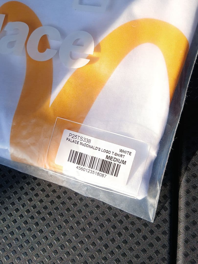 Palace Skateboards McDonald's パレスマクドナルド