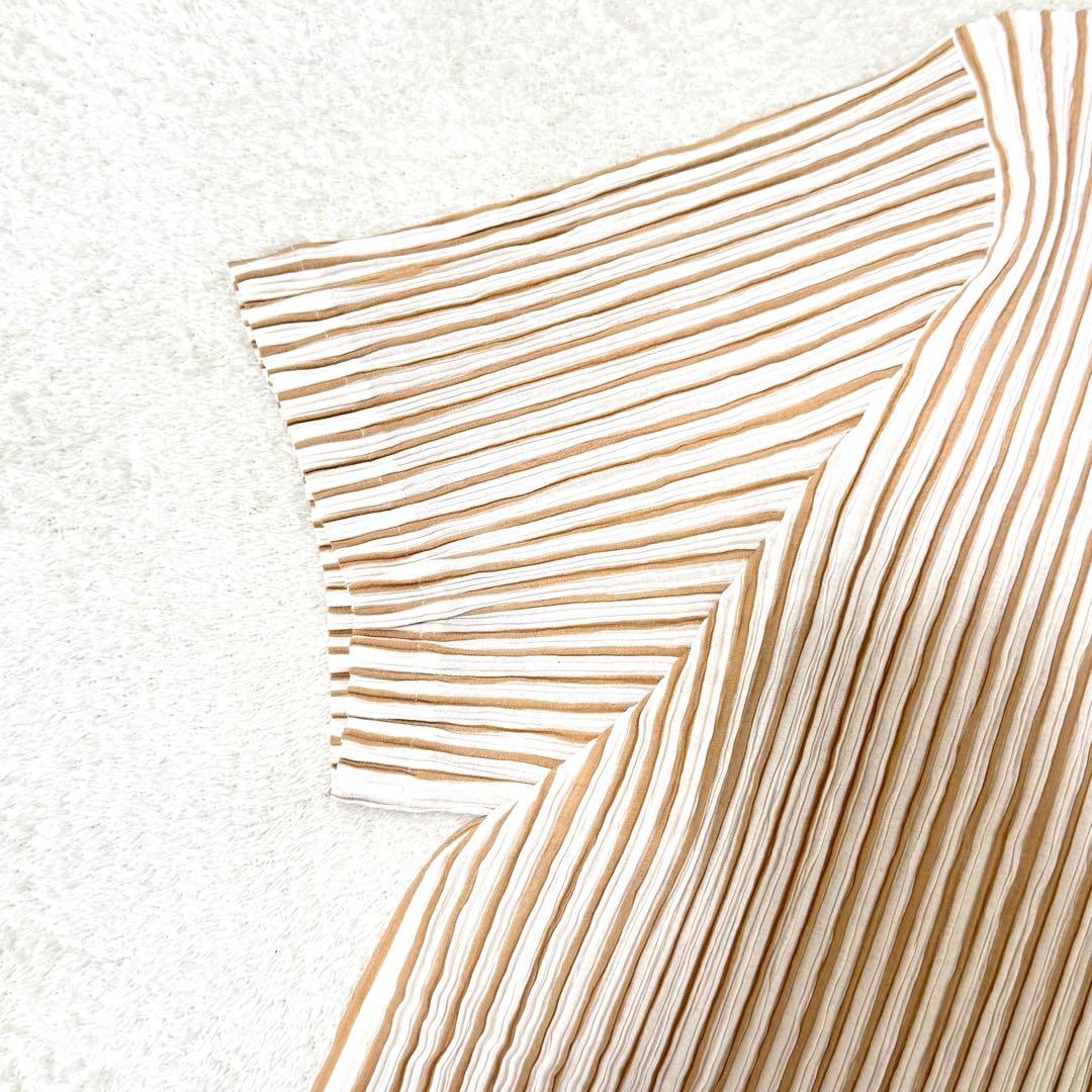 極美品✨ISSEY MIYAKE プリーツ　ストライプ　ブラウン　ホワイト　半袖