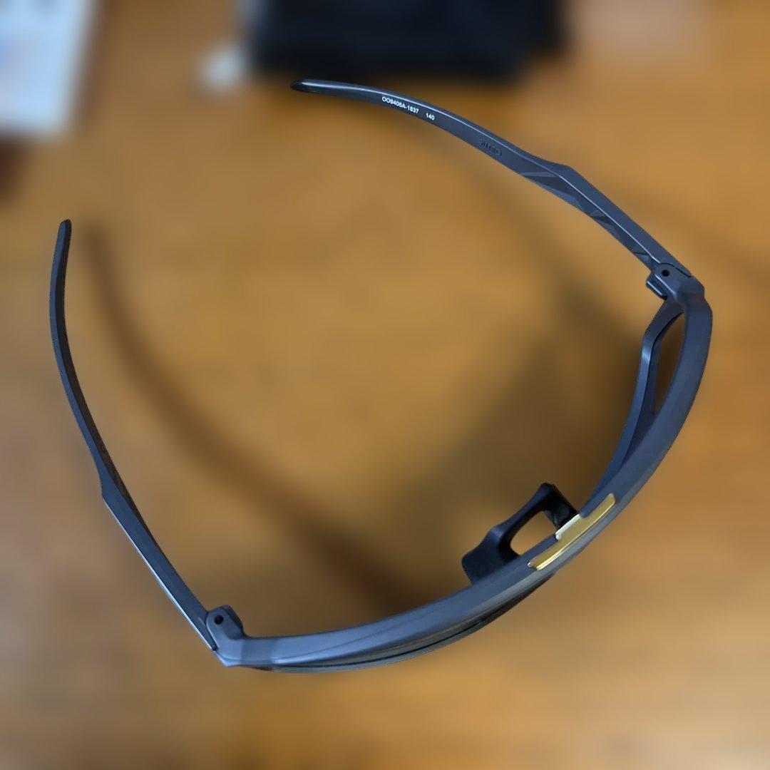 ほぼ未使用　OAKLEY SUTRO PRIZM オークリー　スートロ　ゴールド