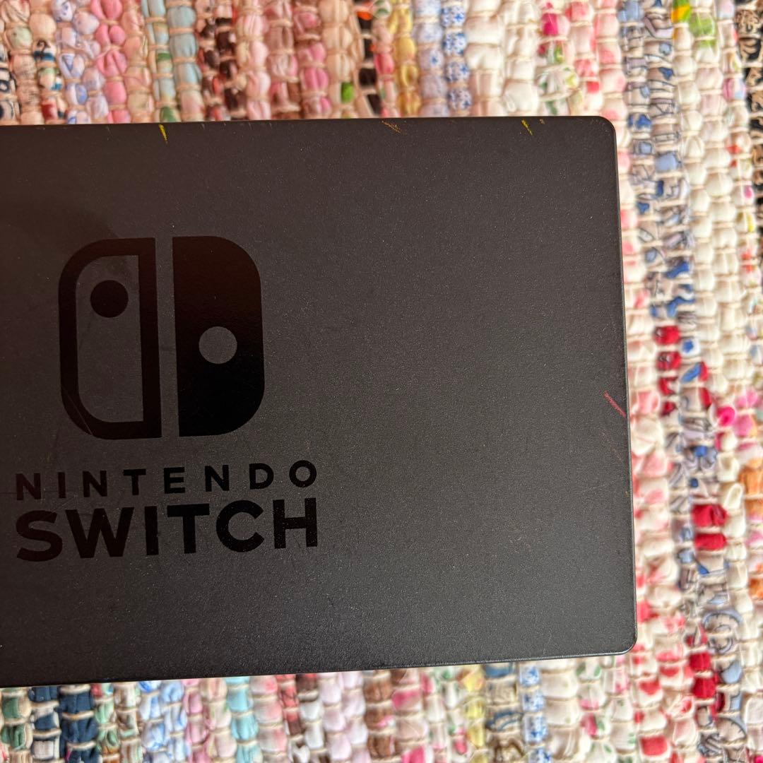 持ち運び用ケース付　Nintendo Switch 本体 赤/青 付属品あり