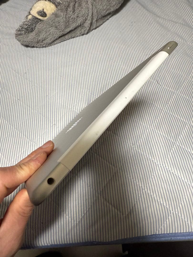iPad第7世代 simフリー