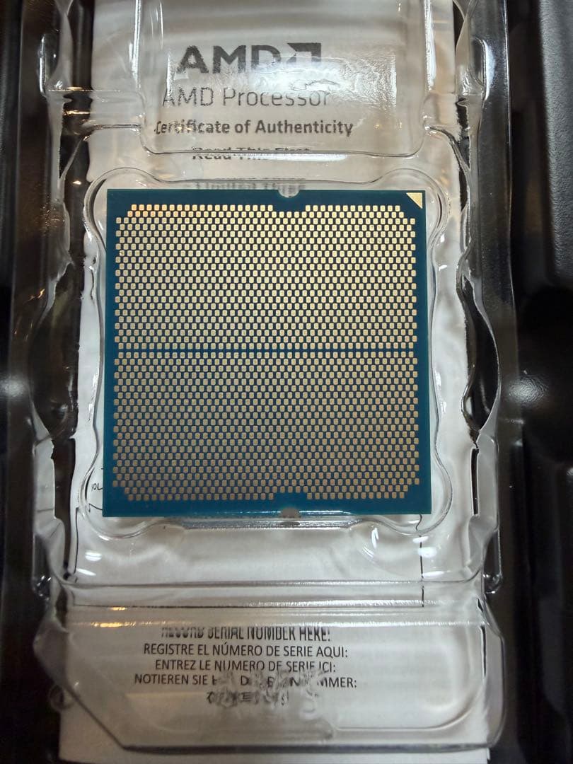 m*a様 AMD Ryzen 7 7800X3D CPU　美品　オマケ箱