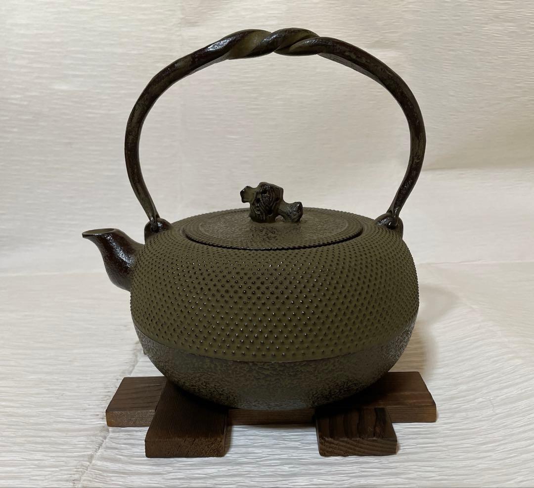 ミナミ品【未使用品】岩鋳 Iwachu 鉄瓶姥口アラレNo.15 うす茶