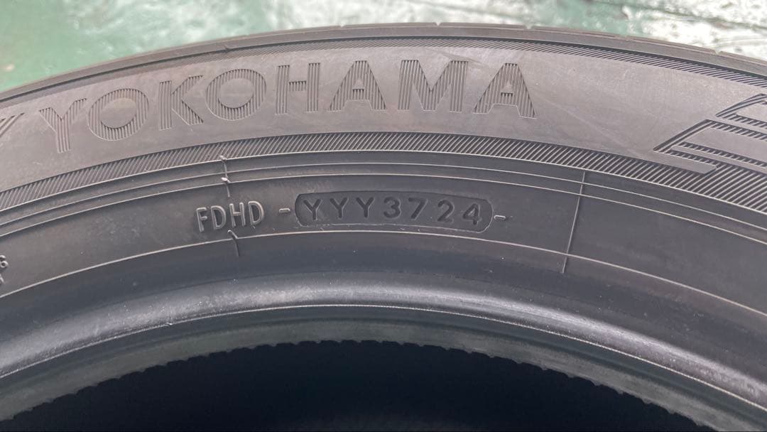 ☆送料込み☆2024年製 225/60R18 タイヤ　ヨコハマ　rav4 バリ溝