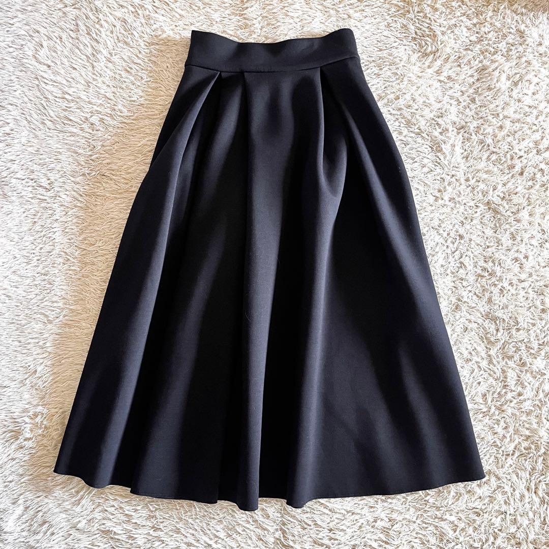 【美品】JENNE ジェンヌ クラシカルタックフレアスカート ブラック　L