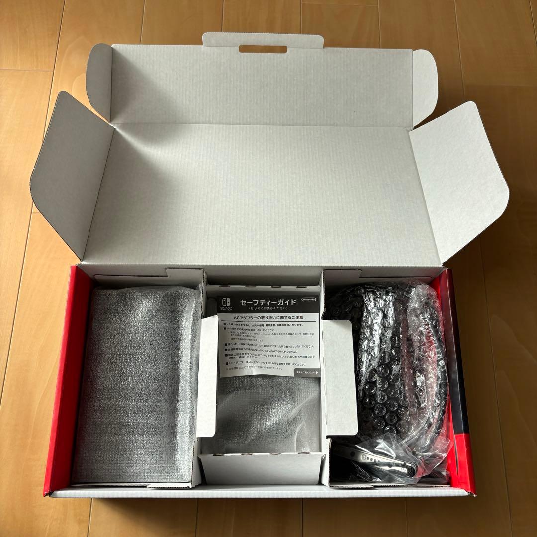 ✨美品　ニンテンドースイッチ　ブラック　Nintendo Switch 箱付き
