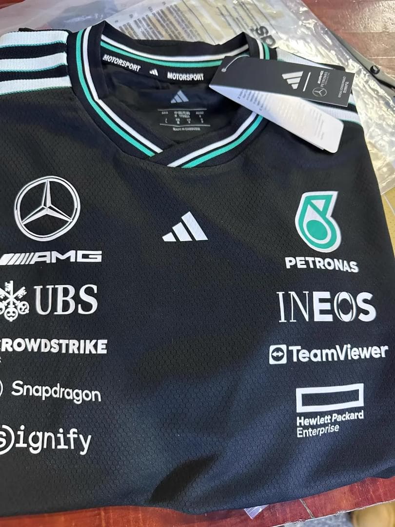 Mercedes AMG F1 Tシャツ ブラック