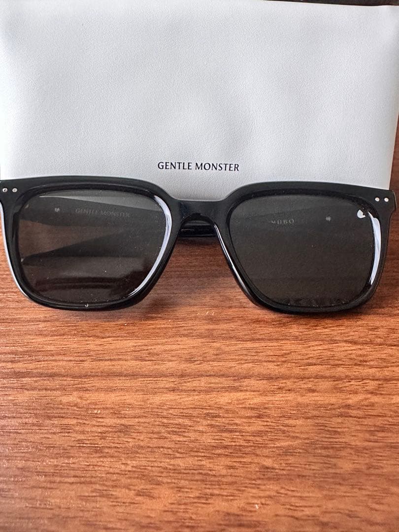 GENTLE MONSTER NUBO 01 ブラック サングラス