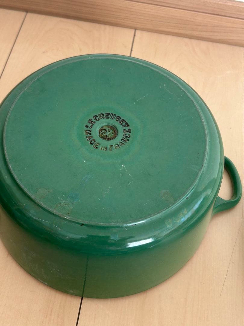 あーり LE CREUSET　ココット ロンド レーシンググリーン22cm