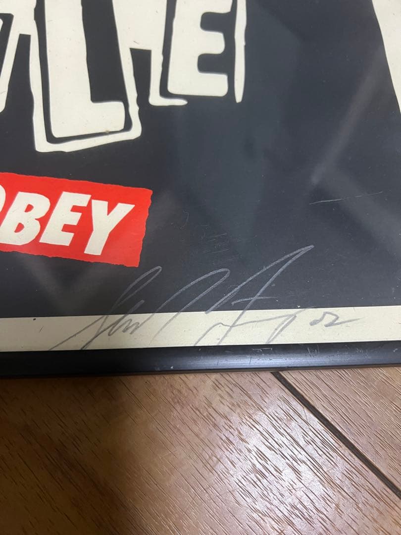 OBEY スキャットウーマン　ポスター