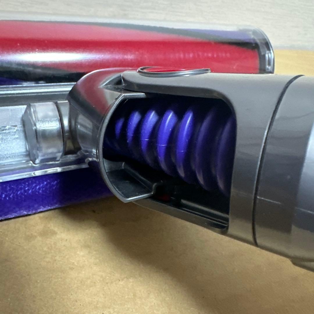 純正品　ダイソンヘッド 美品　dysonv8 ソフトローラーヘッド