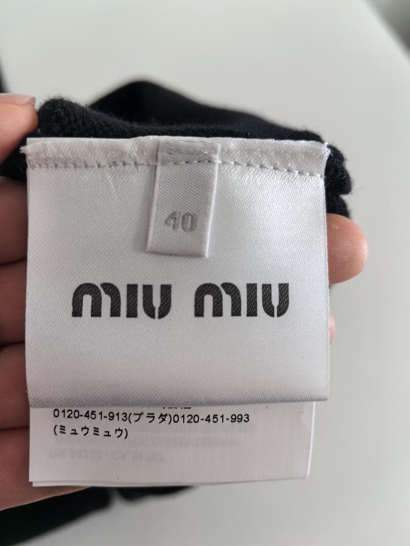 黒ロゴニットセーター L ショート丈 レディース ストリート可愛いMIUMIU