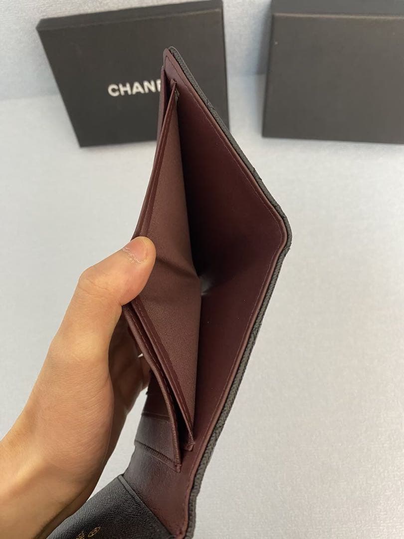 CHANEL キルティング三つ折り財布 ブラック