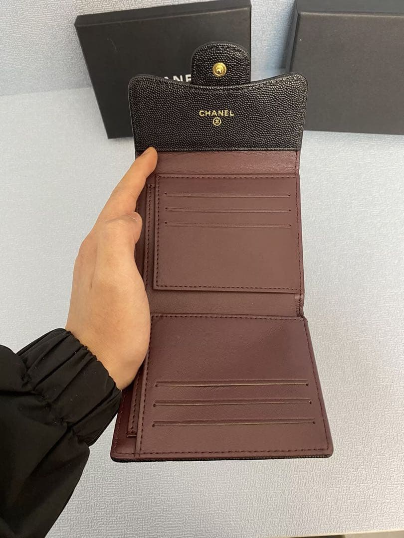 CHANEL キルティング三つ折り財布 ブラック