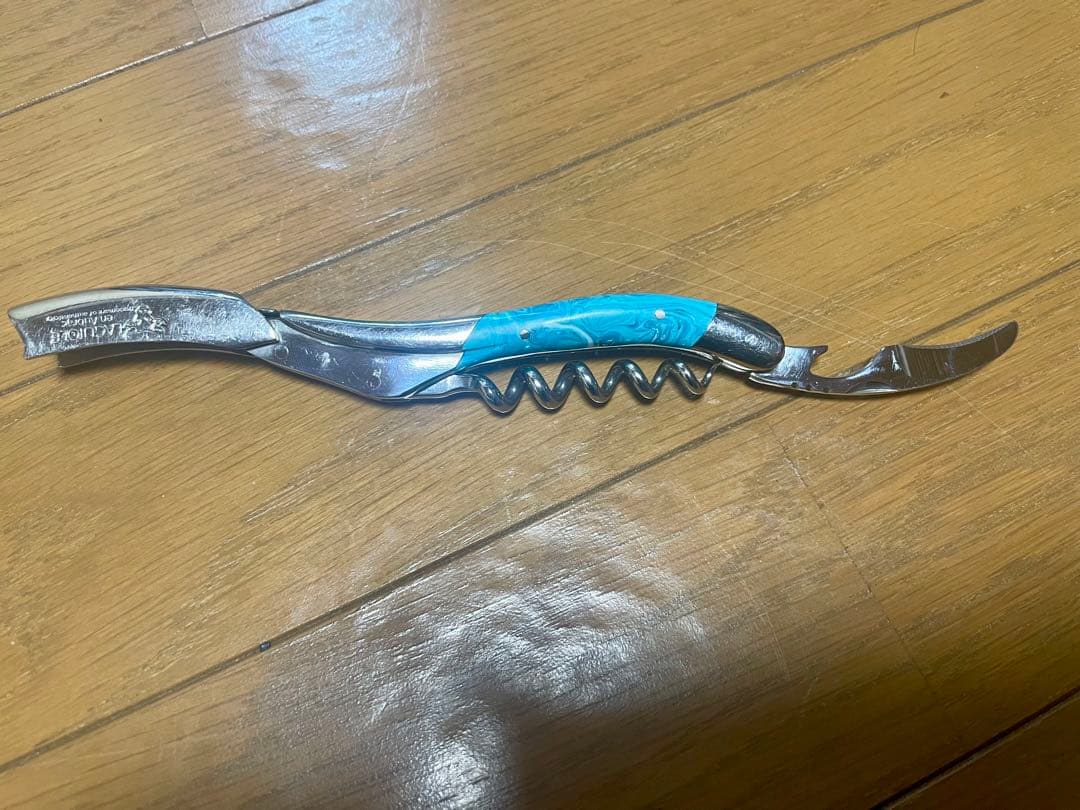 美品　ラギオール　Laguiole en Aubrac ソムリエナイフ　天然石