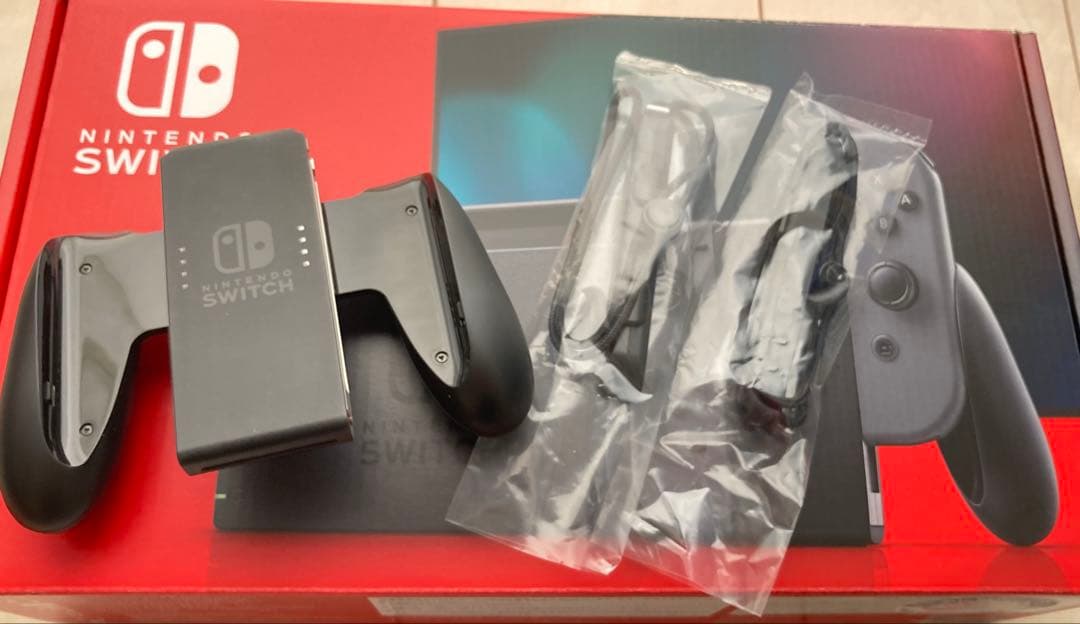 ★美品Nintendo switch（箱あり）★