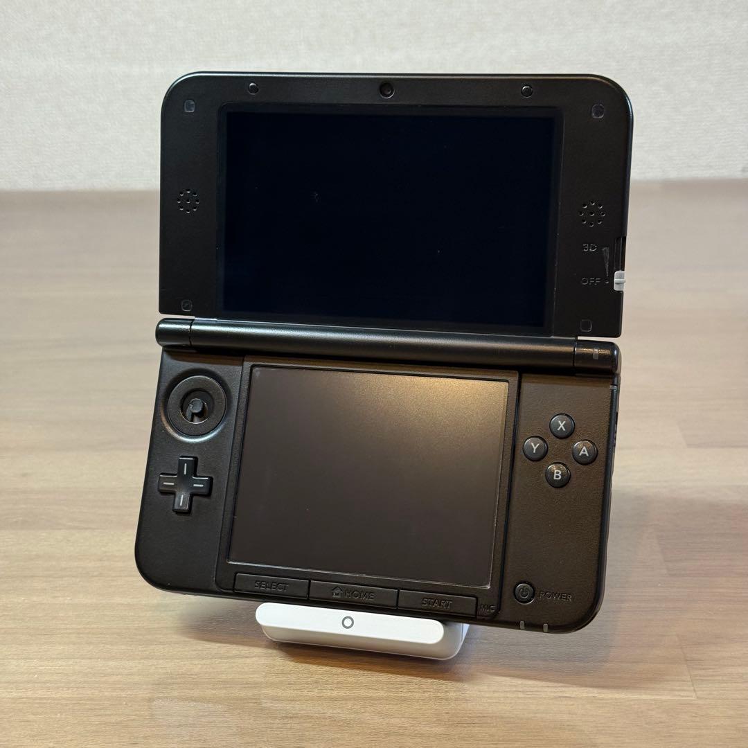 5-011 ニンテンドー3DS LL シルバー×ブラック