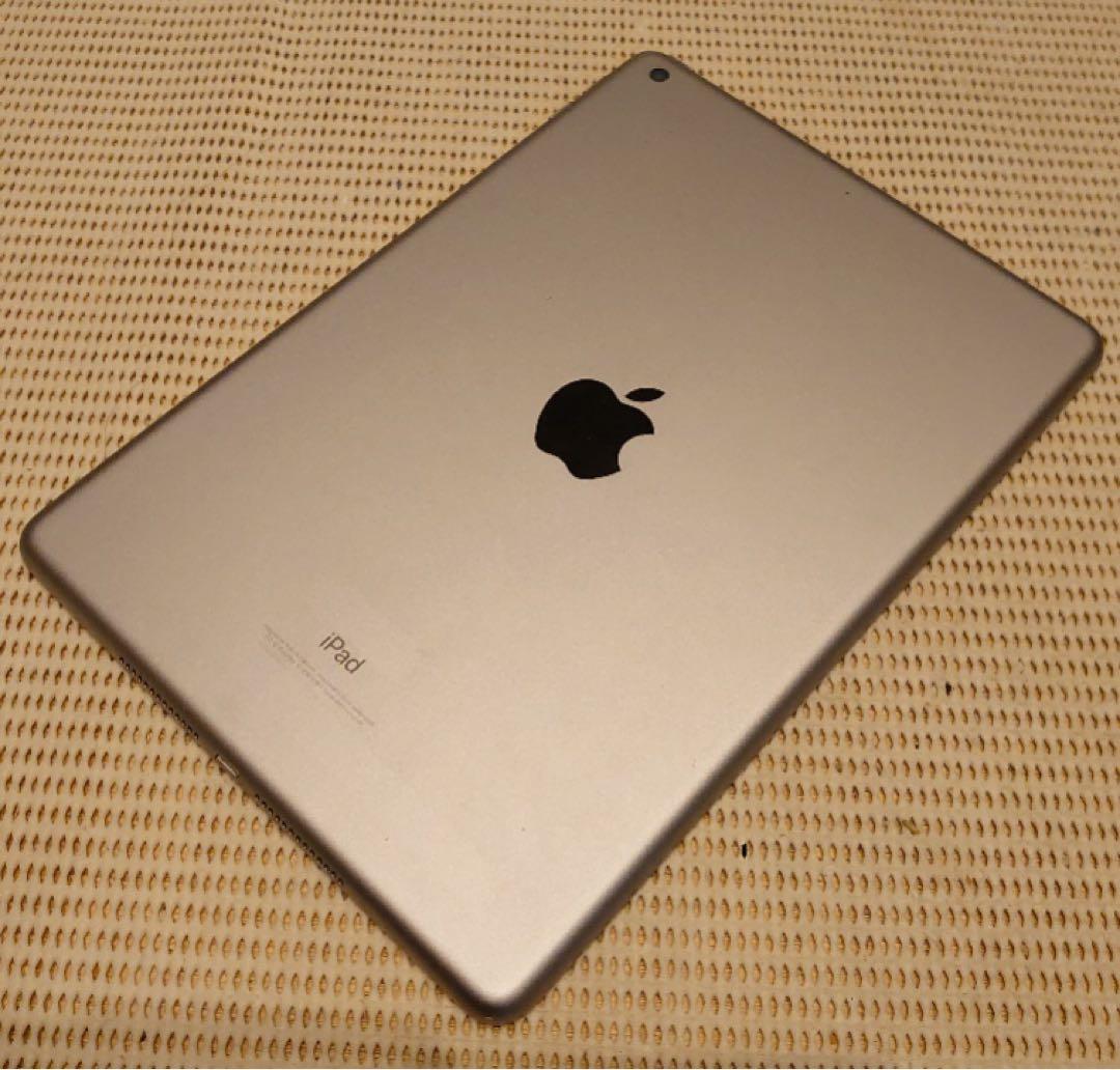 完動品液晶無傷iPad第6世代(A1893)本体128GB送料込VJF8M