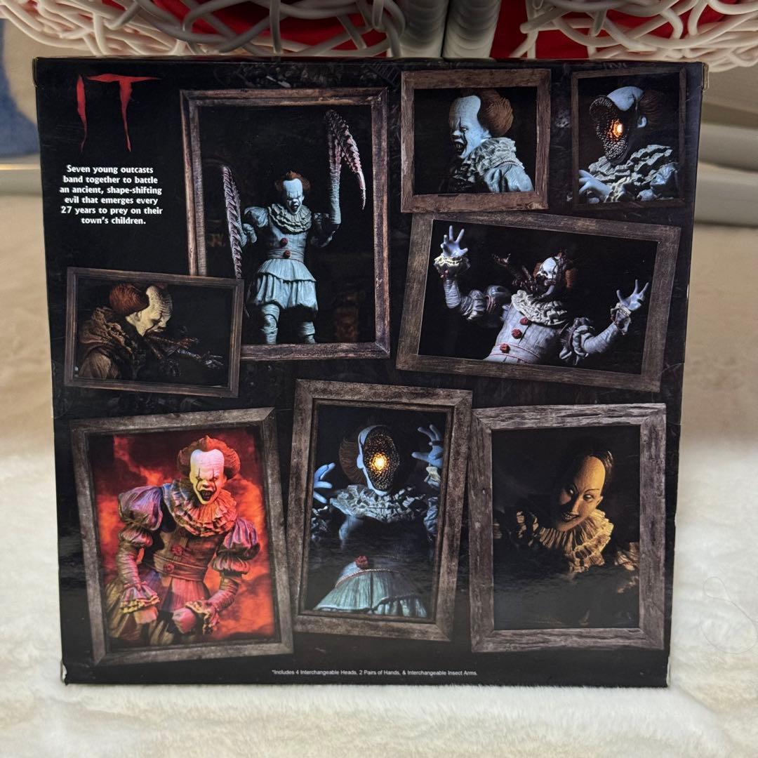 『希少』 NECA イット ペニーワイズ フィギュア IT 新品未開封