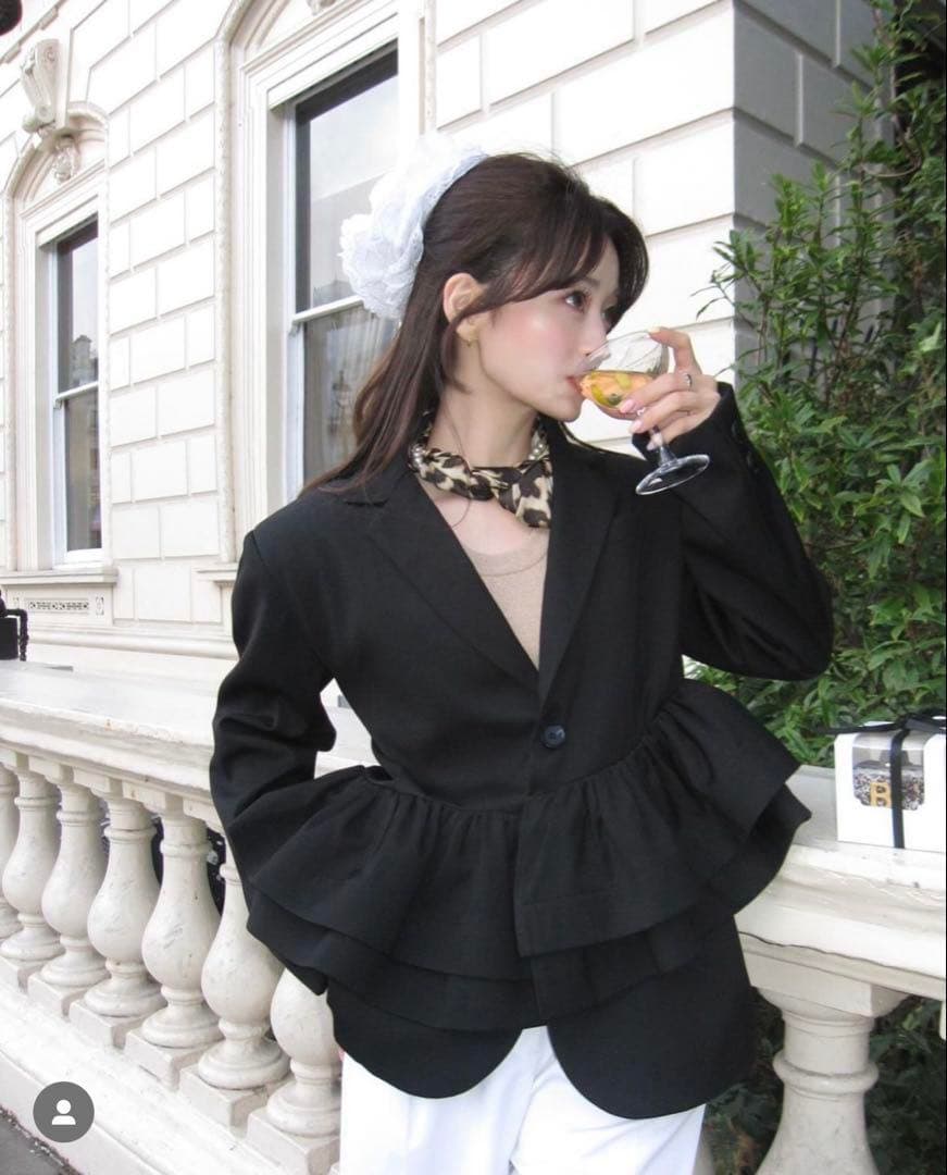 ジャケット・アウター bibiy. AGATHA PEPURAMU JACKET