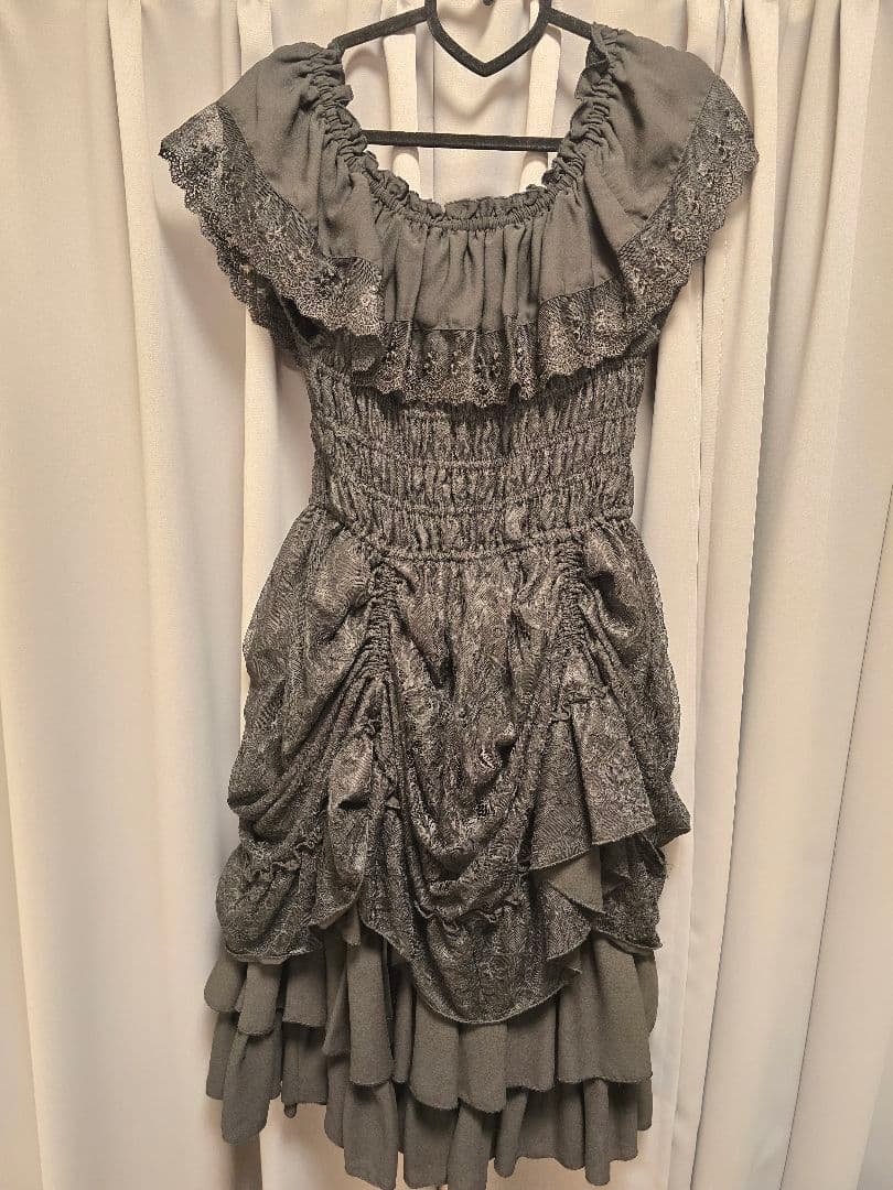 アトリエピエロ Ruined castle dress黒