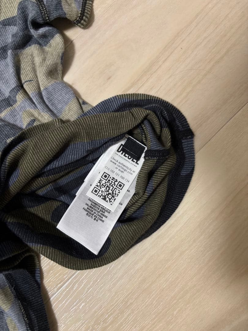 DIESEL カモフラージュ柄Tシャツ