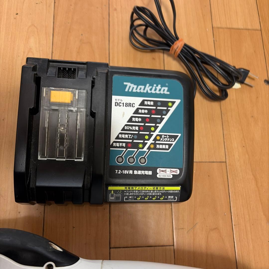 マキタ 充電器