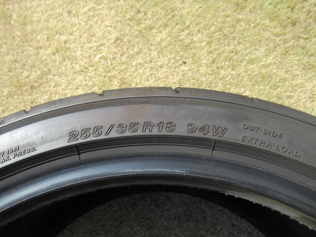 ☆送料無料 室内保管☆AD09 255/35 R18インチ☆ネオバ