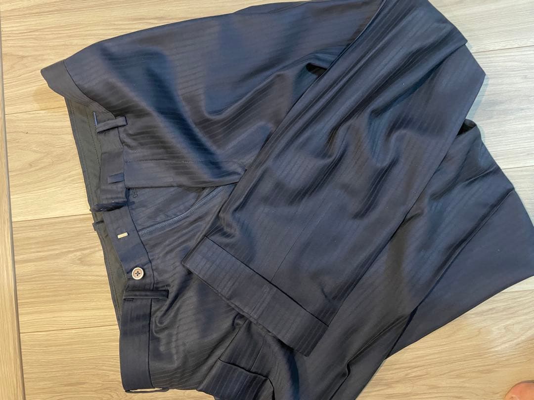 【美品】Ermenegildo Zegna ネイビー ストライプオーダースーツ