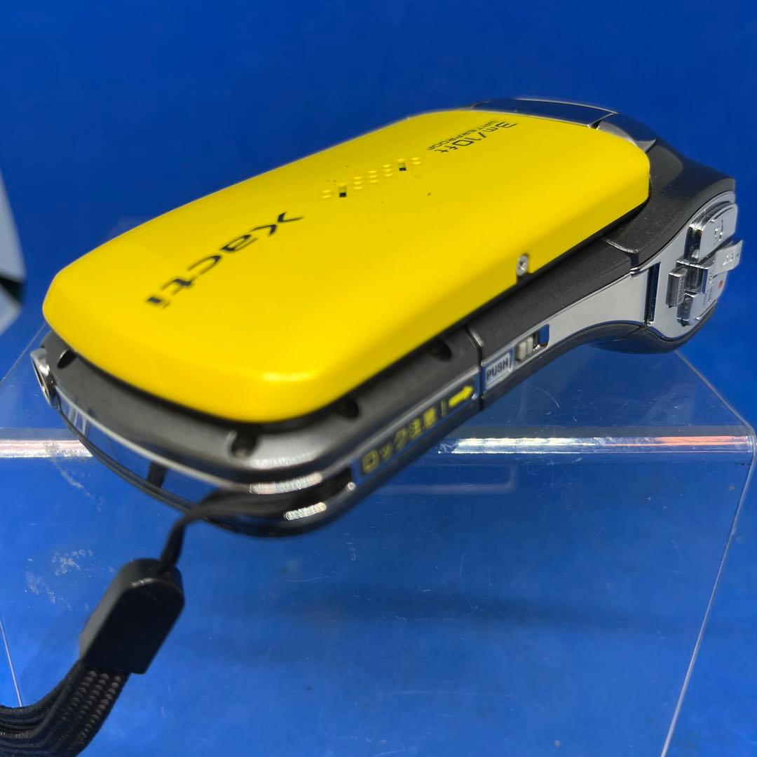 SANYO Xacti　DMX-CA100 防水ビデオカメラ 黄色　動作品
