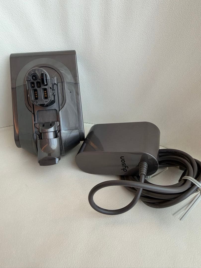 【純正品】Dyson ダイソン SV18用 バッテリー 充電器
