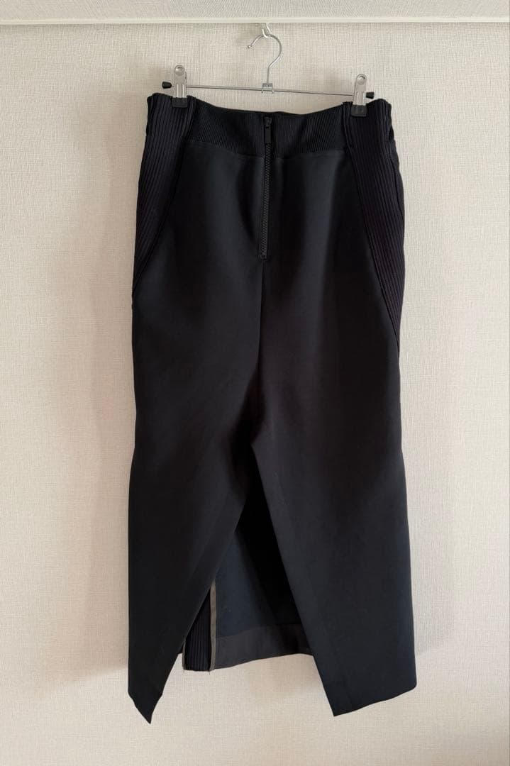 Sacai サカイ23AW テクニカル ジャージ スカート レディース ブラック