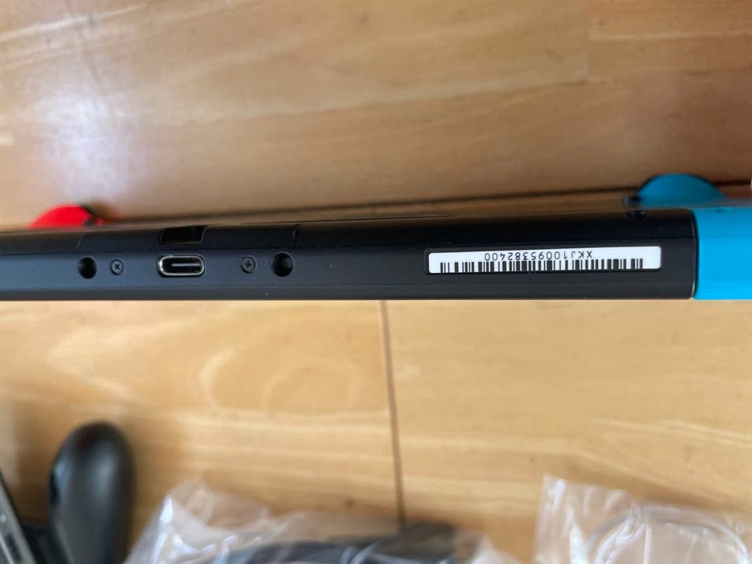 【美品】Nintendo Switch本体