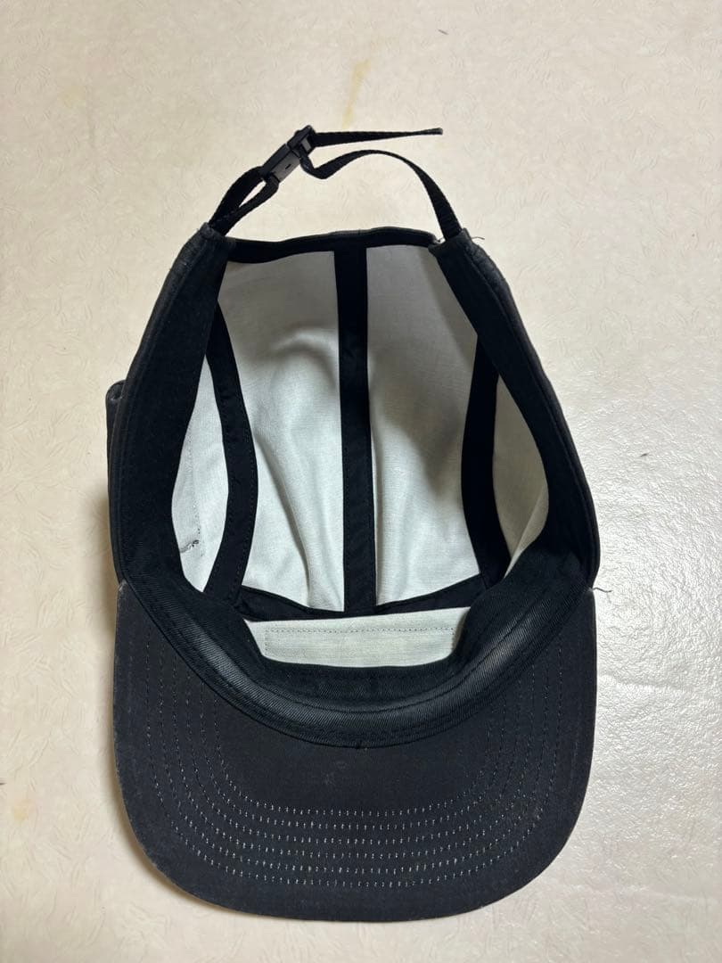 Supreme キャップ　海外限定品