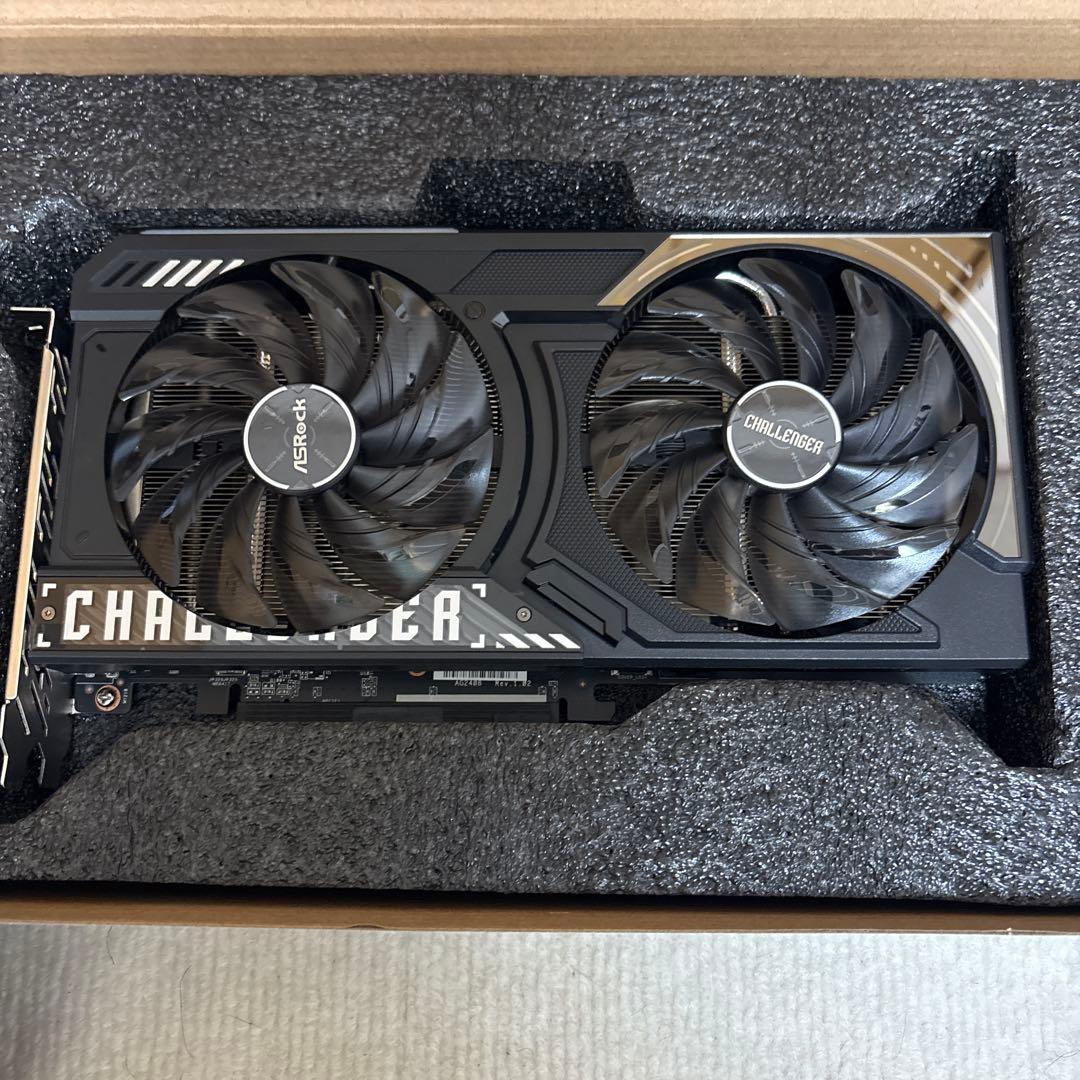 グラフィックボード・グラボ・ビデオカード ASRock Radeon RX 9060 XT 16GB
