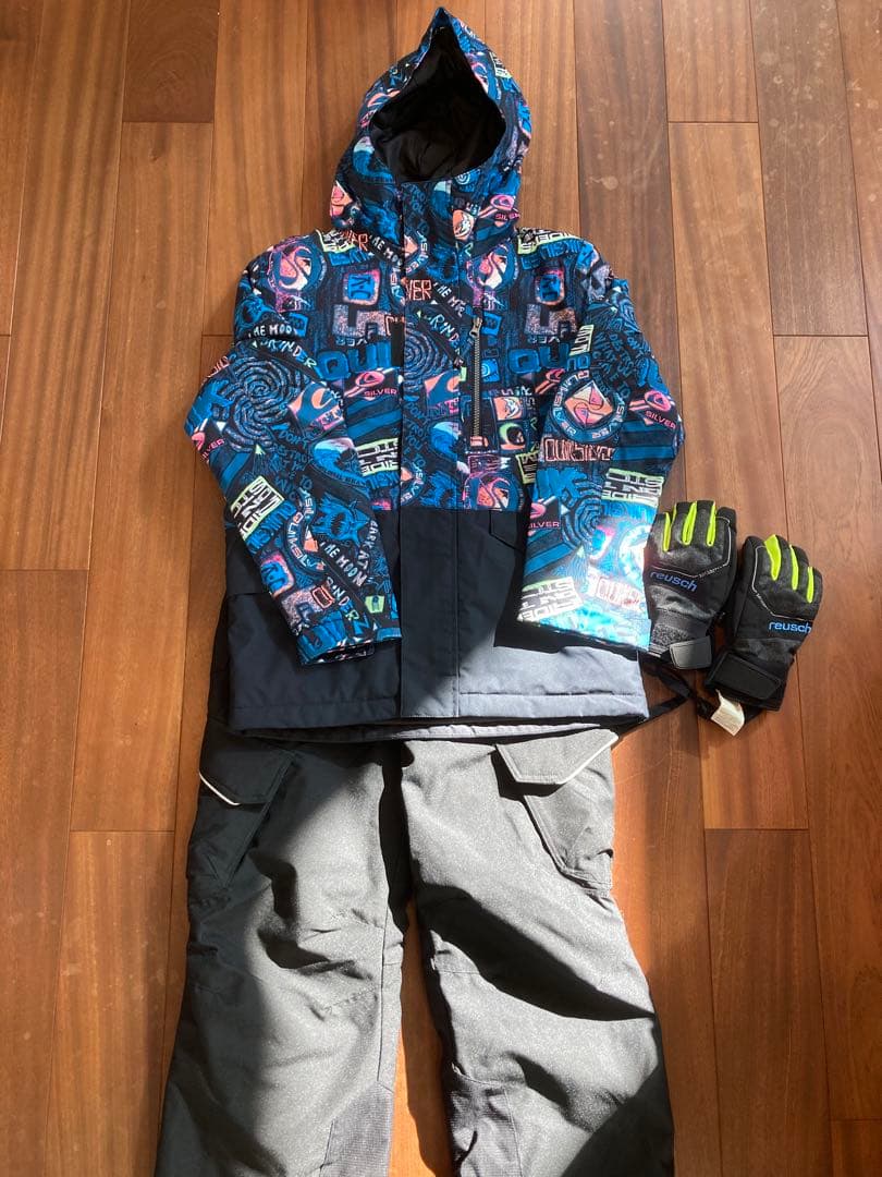 Quiksilver 子ども用　スキーウェア　150