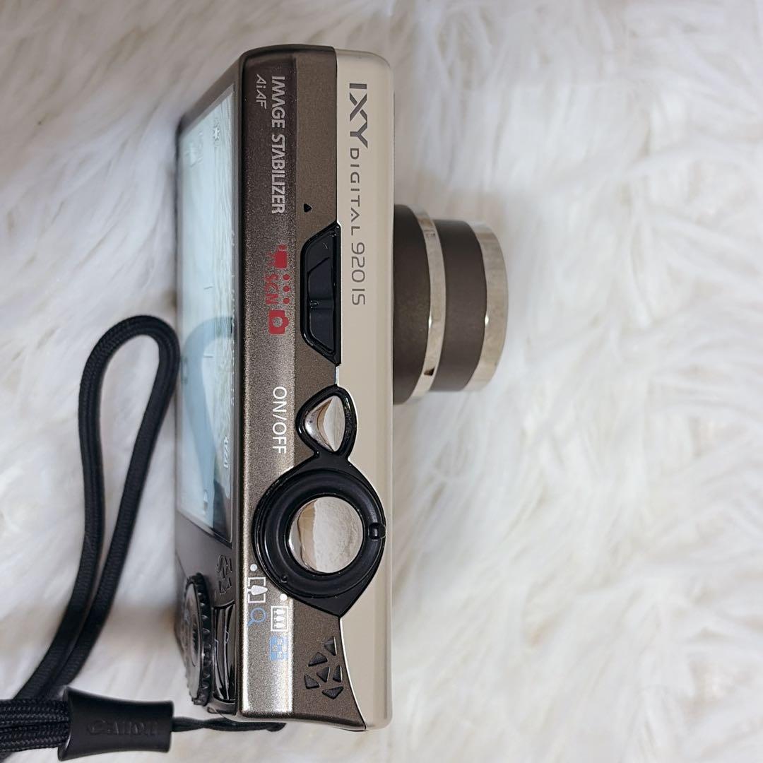 Canon IXY DIGITAL 920 IS 本体と付属品