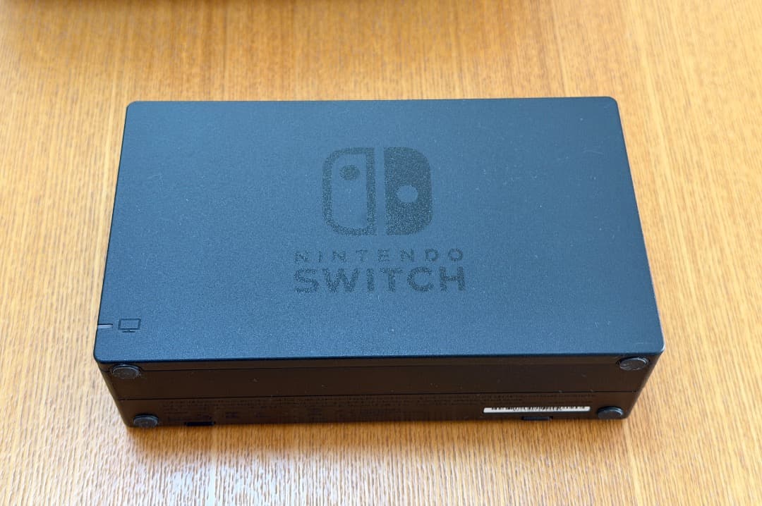 Nintendo Switch 本体グレー＋追加ジョイコン赤青・ハンドル・ポーチ