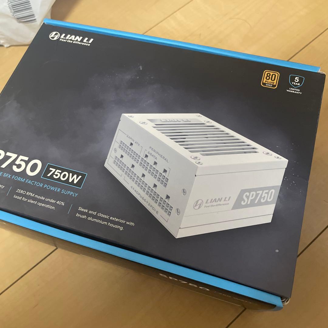 Lian Li SP750 SFX電源　 80PLUS GOLD 750w