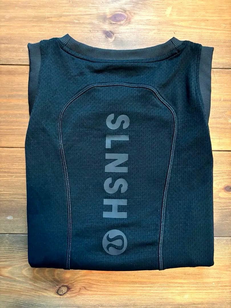 lululemon ルルレモン SLNSH タンクトップ ブラック♡