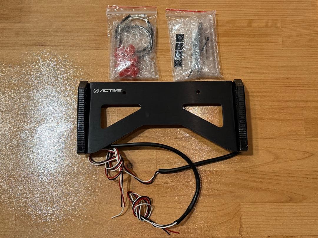 ACTIVE LEDナンバーサイドウインカー ストレート スモークレンズ