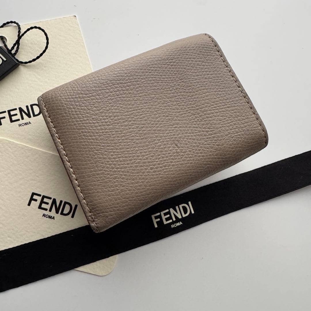 【美品】 271 FENDI フェンディ 3つ折り財布