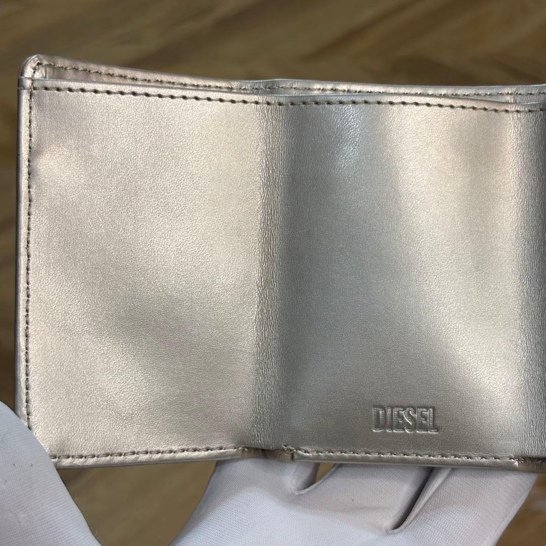 【未使用品】DIESEL ディーゼル 三つ折り財布 ミニ財布 男女共用 ベージュ
